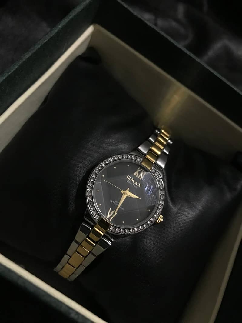 BRAND NEW OMAX WOMEN'S WATCH 0