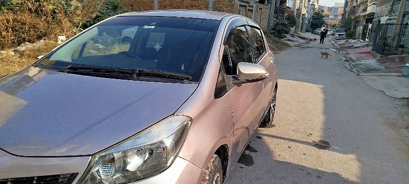 Toyota Vitz 2011 2