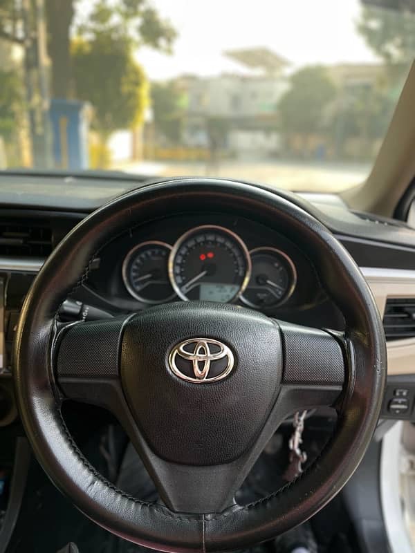 Toyota Corolla Altis 2015 7