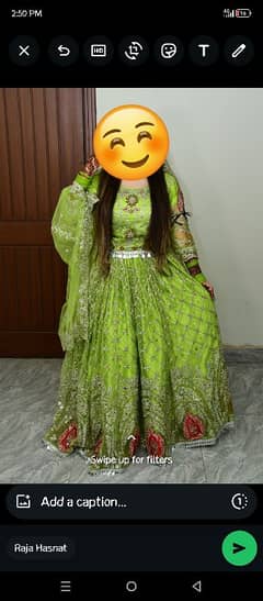 mehndi lehnga