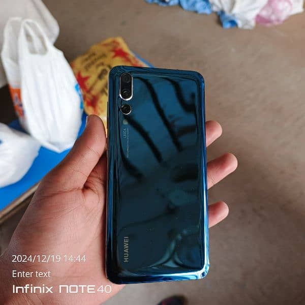 huawei p20 pro 10/9 condition all ok no any fault pta approved 5