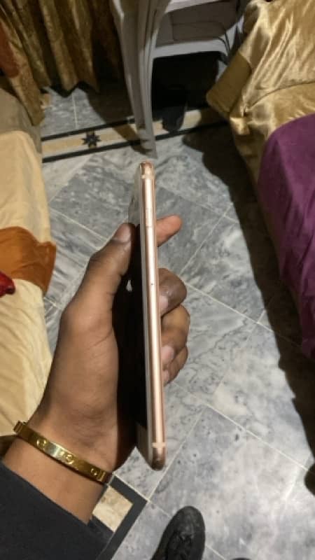 iphone 8 plus non pta 256 GB 5