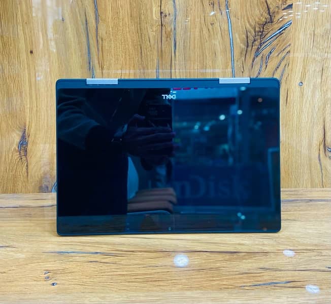 Dell inspiron 14 5000 2-in-1 i7-10th Gen 16Gb Ram 128Gb SSD 500Gb HDD 1