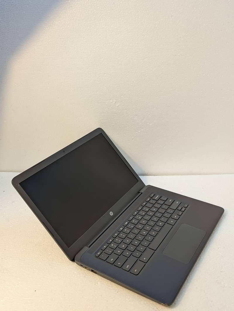 HP Chromebook 14-G5 (Playstore Supported) 2