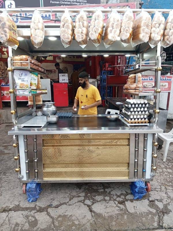 burger shawarma counter 6