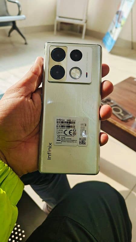 infinix Note 40 Pro just 4 months used 0