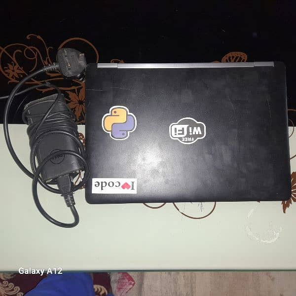 Dell Laptop 0