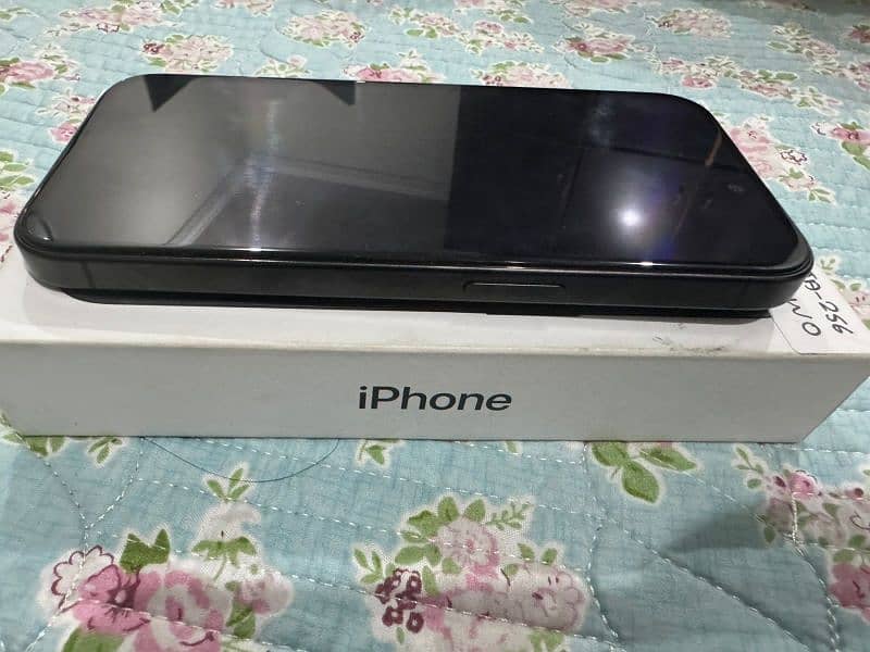 iPhone 15 Pro 256GB BLACK TITANIUM NON PTA 1