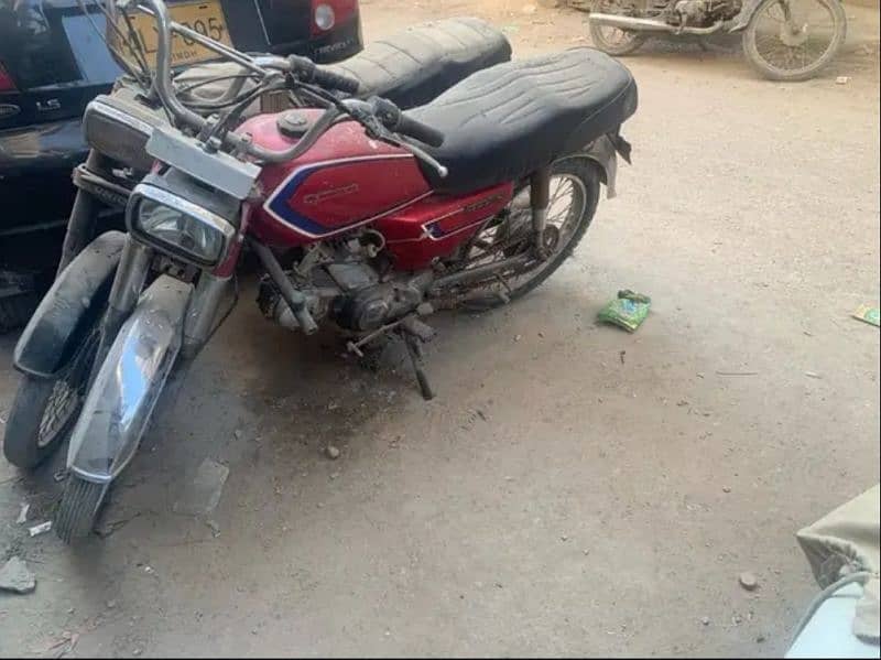 honda cd70  urgnt sell karni hai 24k 0