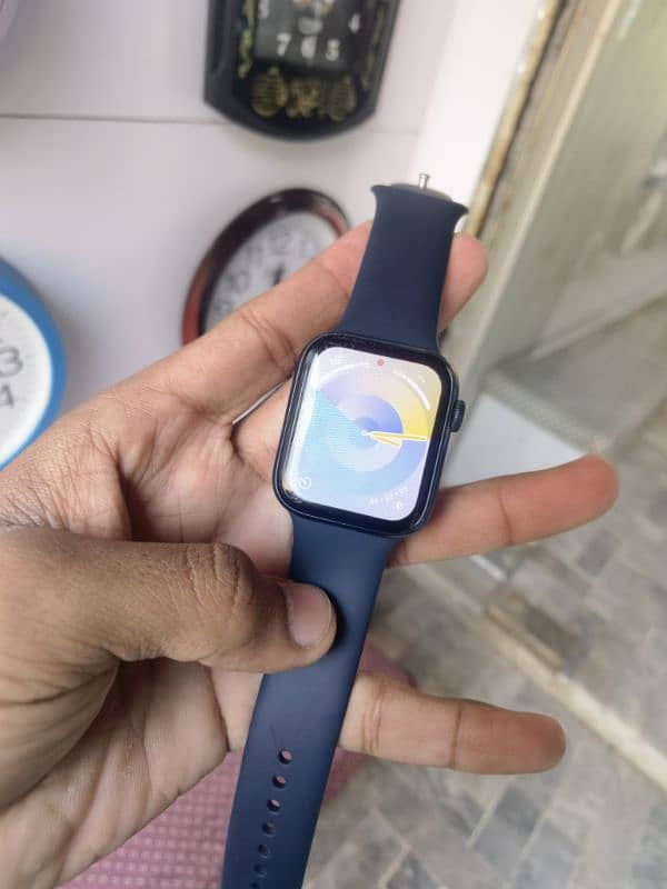 Apple watch series 6. 1