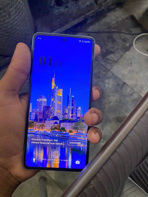 Tecno camon 20 pro  art edition 8+8 256 GB screen finger box charger 6