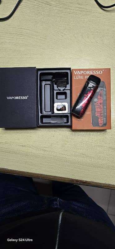 vape high quality LCD display 1800 mah 0