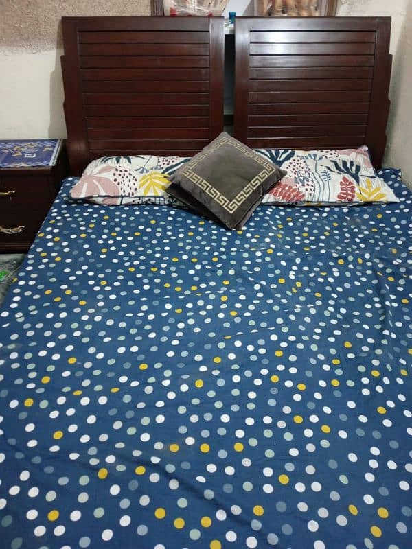 Wooden Bed Set Brand New. 0