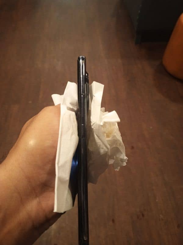 I am sealing my phone Tecno spark 20 pro plus 1