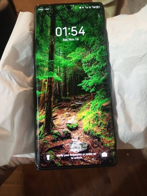 I am sealing my phone Tecno spark 20 pro plus 3