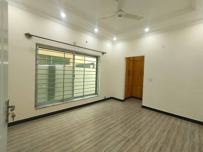 10 Marla House For Rent In Bahria Town 9