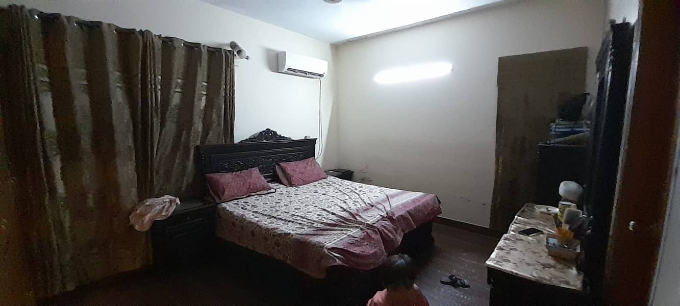 12 Marla House For Sale In Johar Town Block A1 Owner Needed (Investor Rate) NOC Ready (Original Picture) Double Story Hot Location Main Apporced Near To Akbar Chowk 7