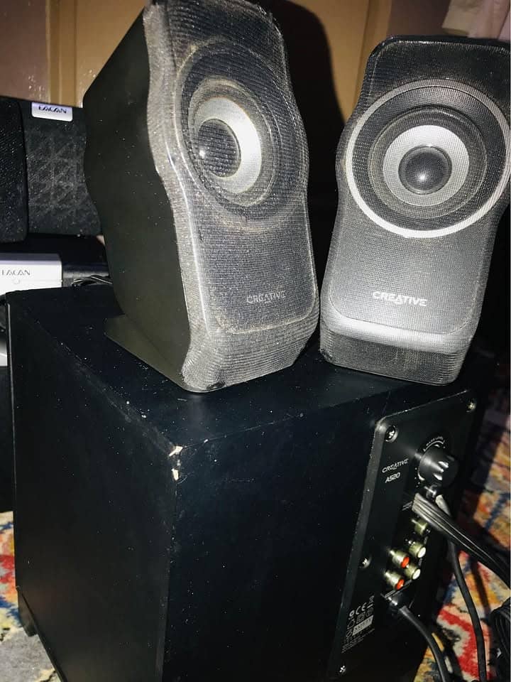 Creative 2.1 speaker 1