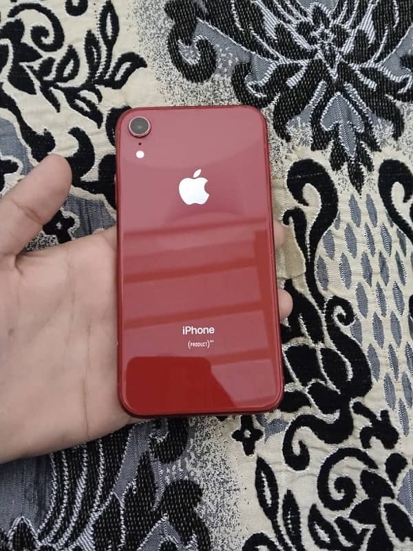 I phone XR 64 GB NON PTA 3