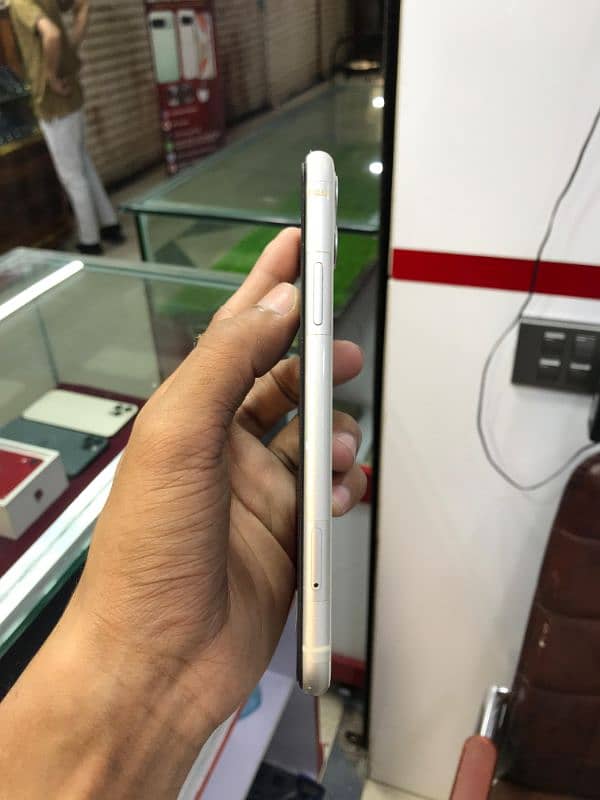 iphone 11 Non Pta 64gb 3