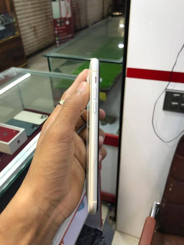 iphone 11 Non Pta 64gb 4