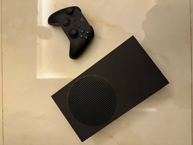 Xbox one series S 1 TB black edition 0