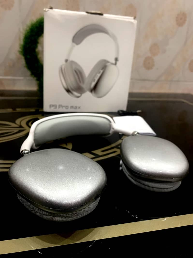 New P9 pro max Heaphone (earphone, airpods) 0