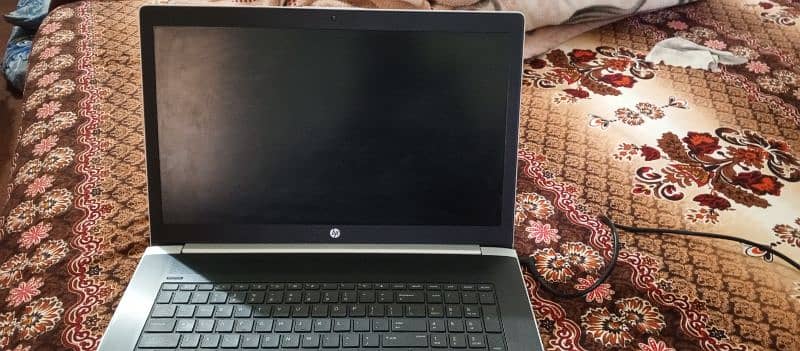 HP laptop 11