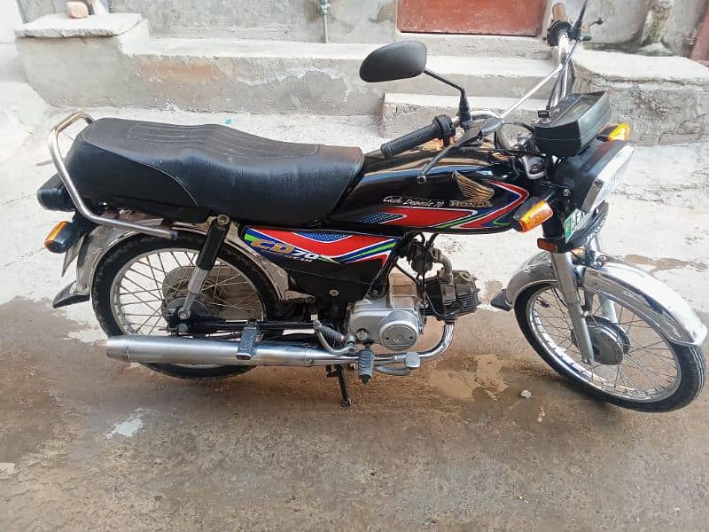 Honda cd 70 2018 model 4