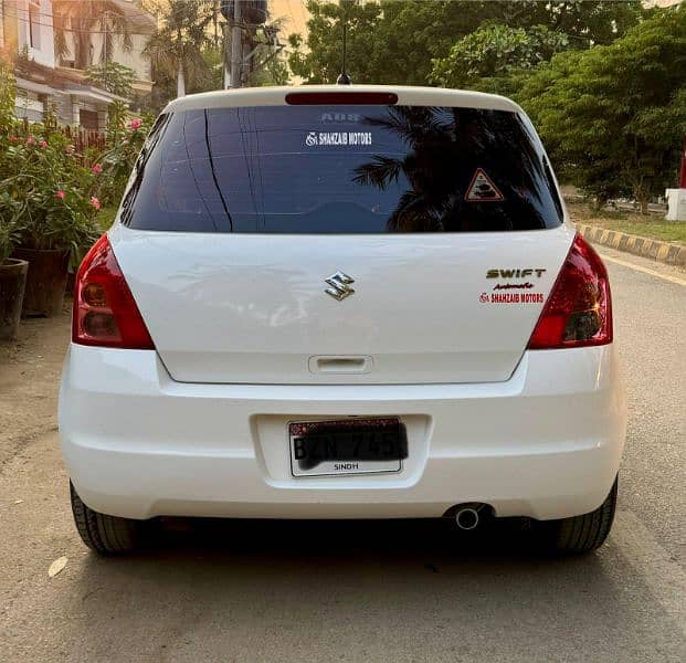 Suzuki Swift 2021 3