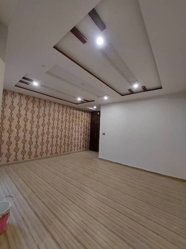 10 Marla Brand New House For Rent In Tech Town Satiana Road 3