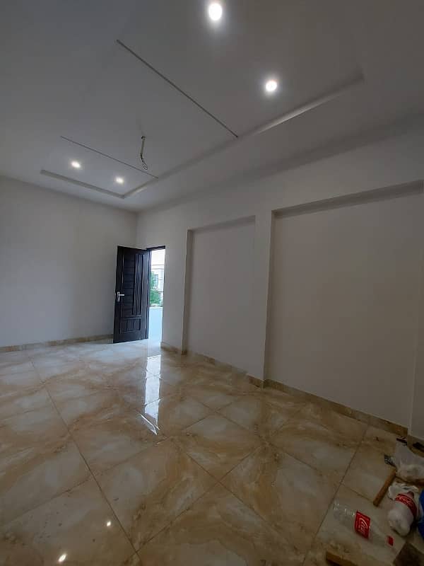 10 Marla Brand New House For Rent In Tech Town Satiana Road 9