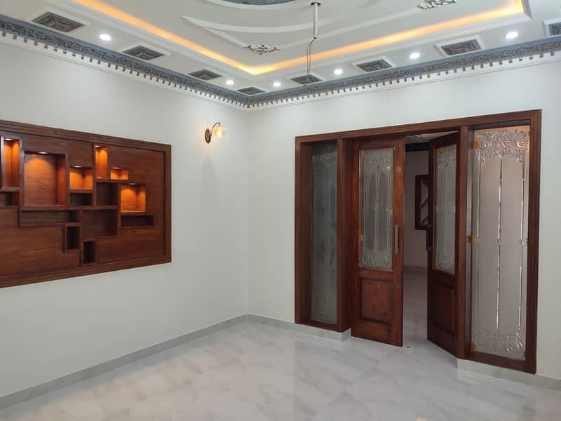 10 MARLA CORNER BRAND NEW BEAUTIFUL HOUSE IS AVAILABLE FOR SALE IN WAPDA TOWN 18