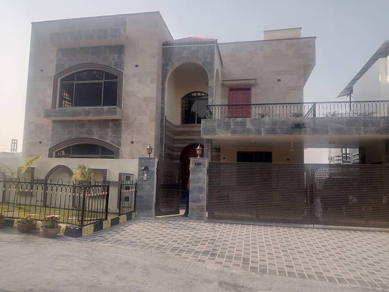 1.5 kanal house Corner 3 Side open with 20 Marla lawn at Overseas 5 Bahria phase 8 Rawalpindi 0