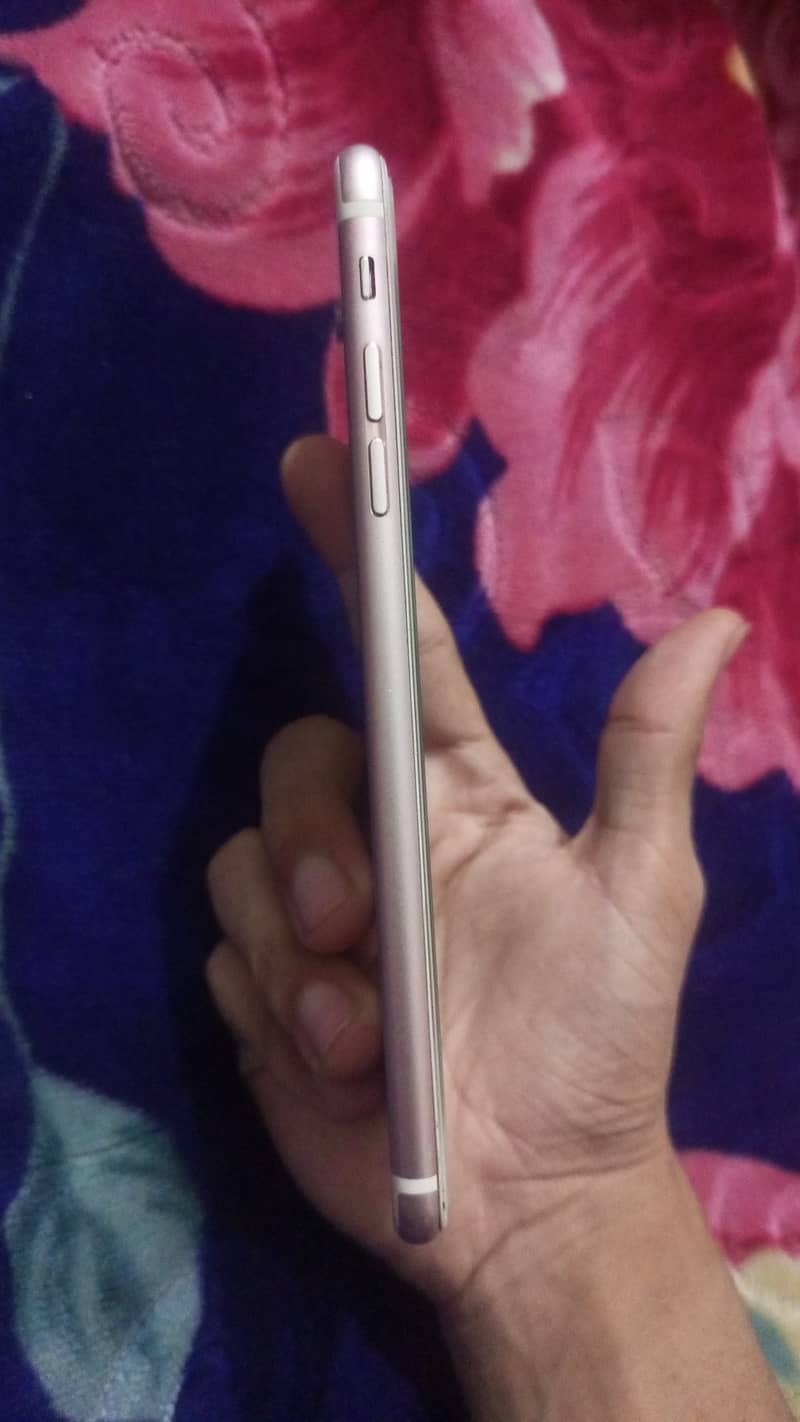 iphone 6splus 10/10 condition : PTA: approved 1