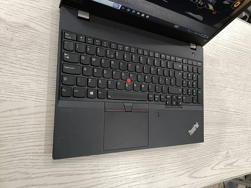 Lenovo Thinkpad P15s core i7 11th gen 4gb Nvidia Quadro T500 Gddr6 4