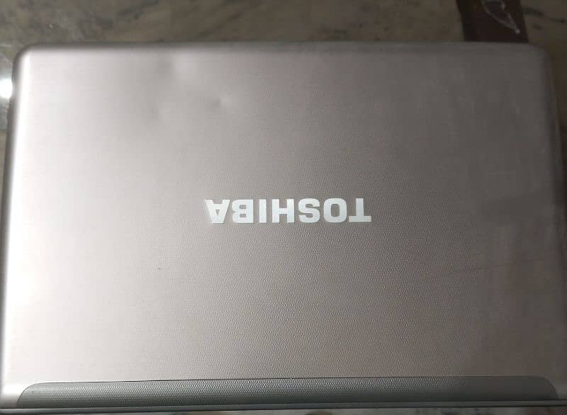 Toshiba laptop i5 3rd gen touch screen 3