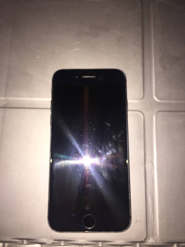 Apple IPhone 7 128gb Pta Approved 2