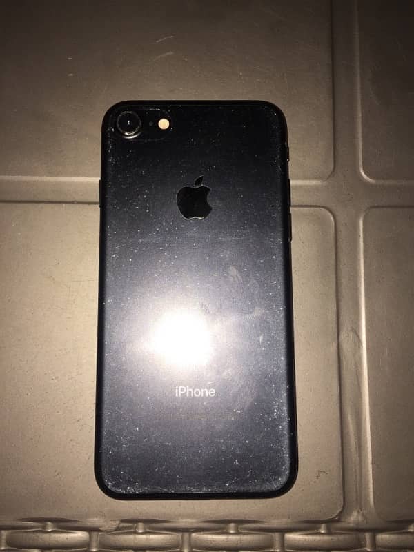 Apple IPhone 7 128gb Pta Approved 3