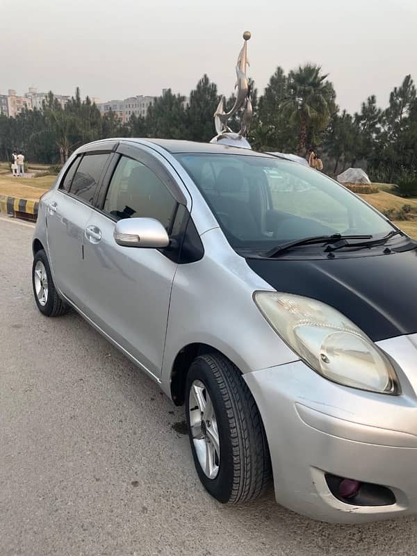 Toyota Vitz 2009 3