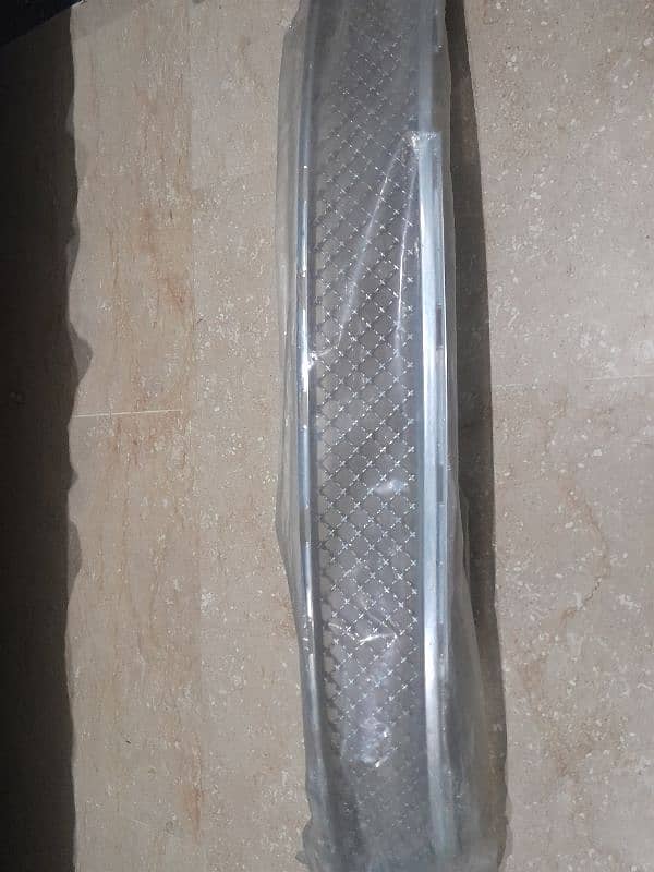 toyota corolla altis /gli/xli old shape bumper front chrome grill 2