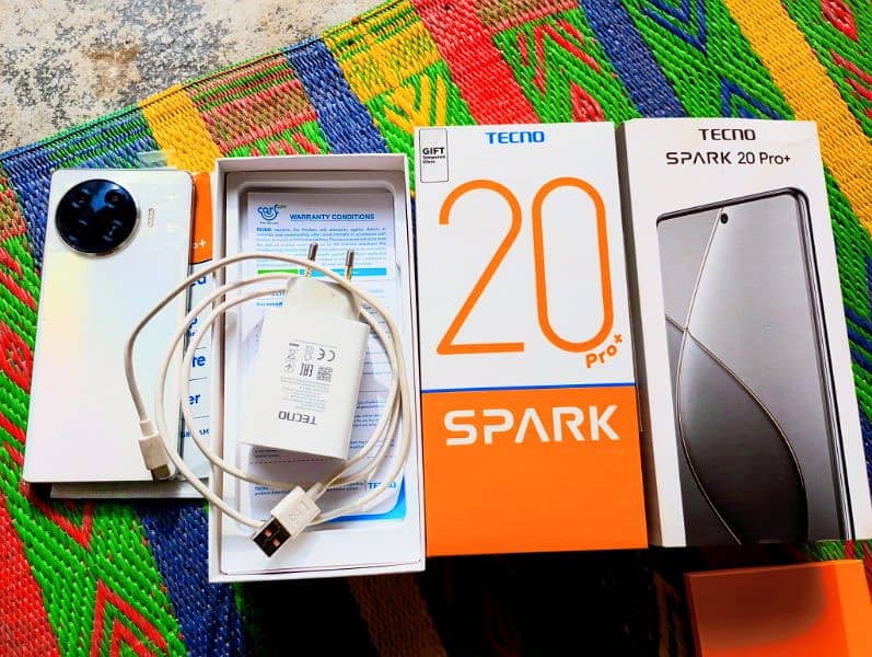 Tecno spark 20 pro plus 3