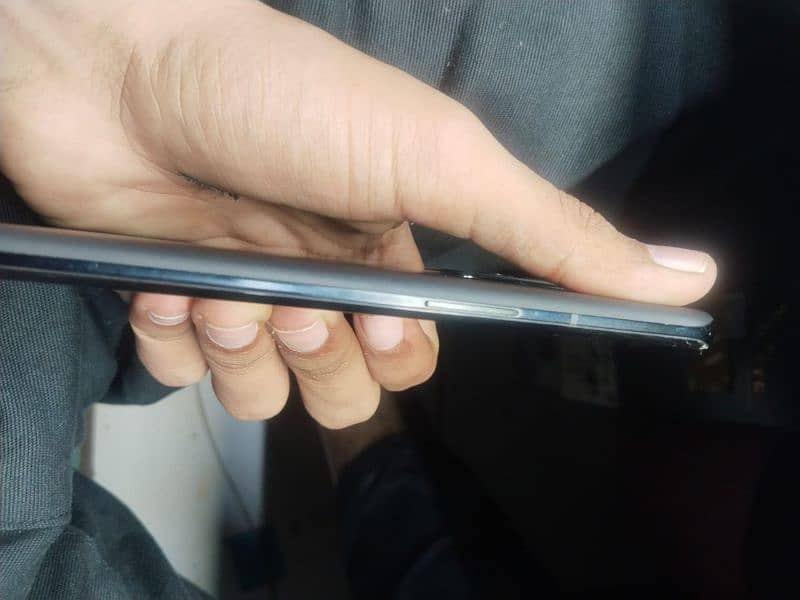 OnePlus 9pro LCD ma 4 line hn  PTA 12/256 6