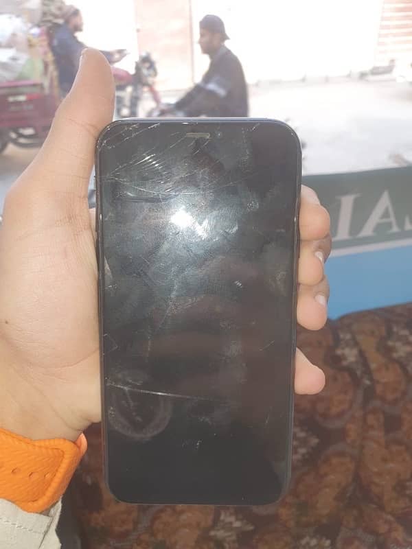 Iphone Xr non Pta 64 gb all ok Exchange Possible with Iphones 3