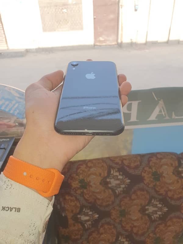 Iphone Xr non Pta 64 gb all ok Exchange Possible with Iphones 5