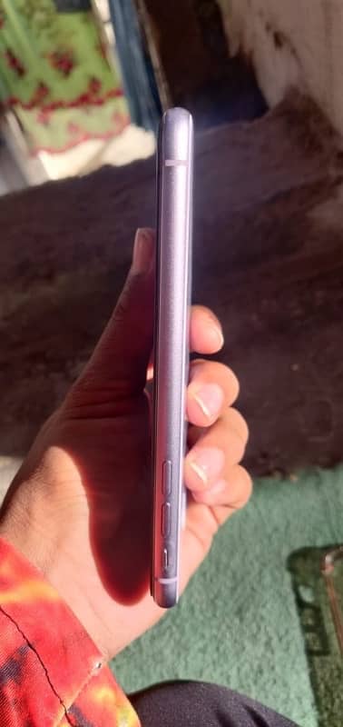 iphone 11 pta approved 256 gb water pack 4