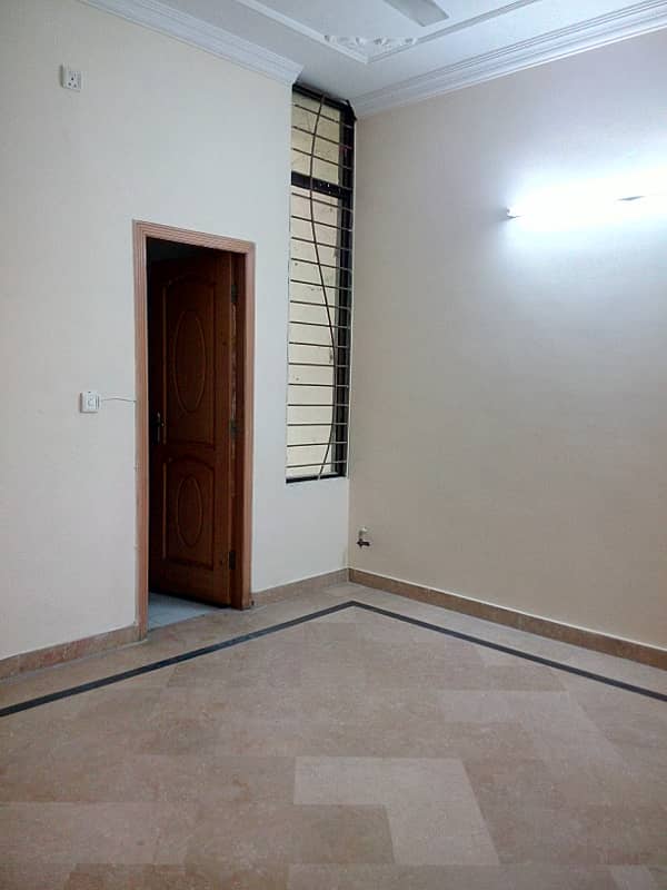 G11 5 MARLA UPPER PORTION FOR RENT NEAR PARK 3