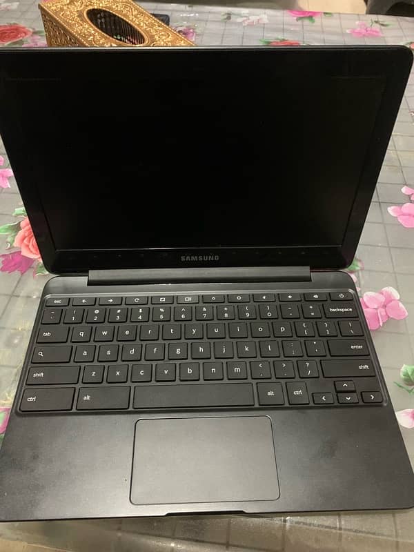 Samsung chrome book 6