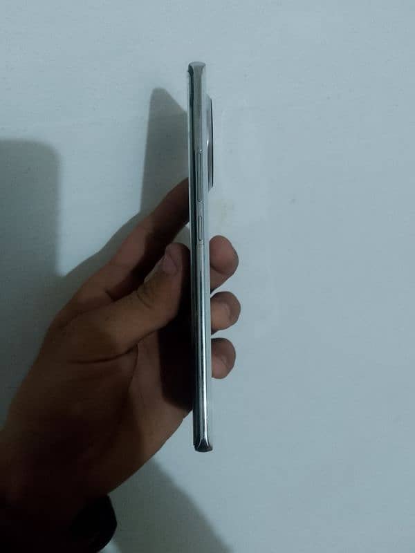 Tecno spark 20 pro plus 2