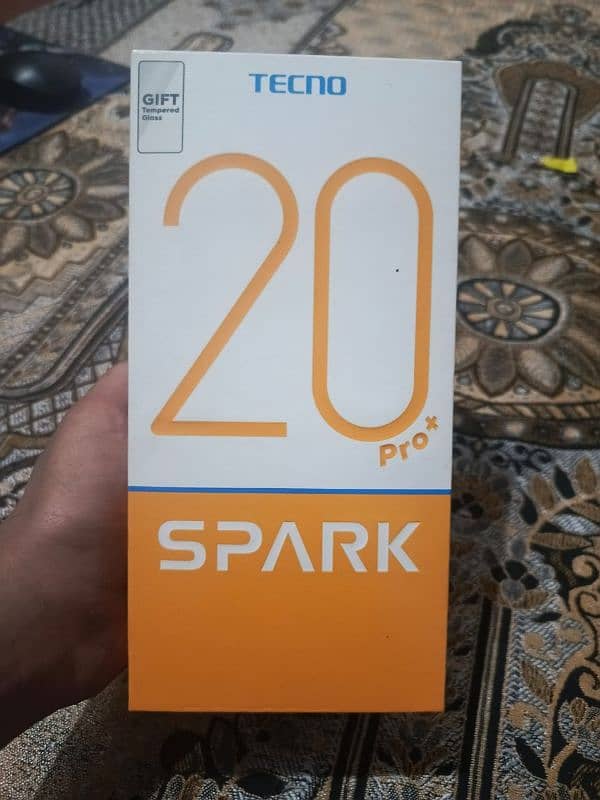 Tecno spark 20 pro plus 7